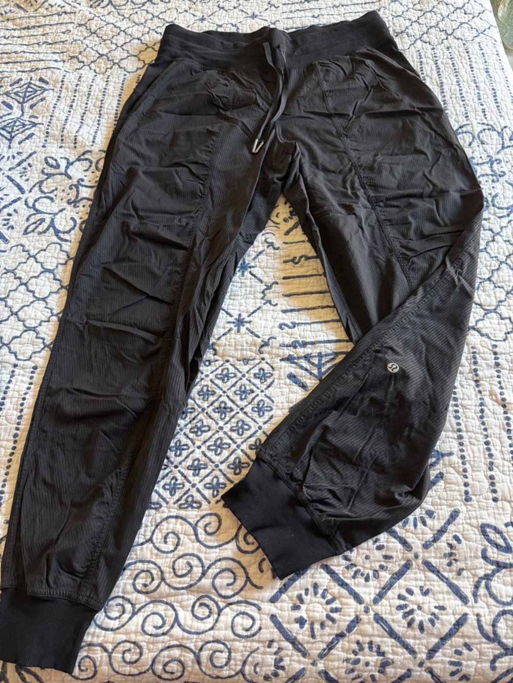 lululemon athletica Men's Black Lightweight Jogger Pants